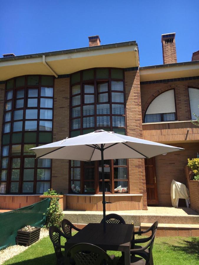 Chalet En Laredo Cerca De La Playa.别墅 外观 照片